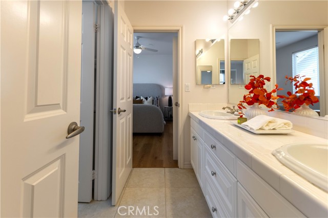 8034 E Portico, Orange CA: https://media.crmls.org/medias/32671f05-a2e5-43f7-88a2-8ec0126bbe22.jpg