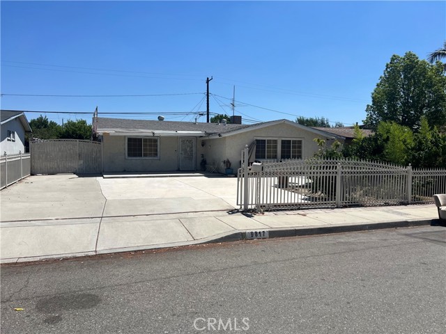 9817 Saratoga Ave, Montclair, CA 91763