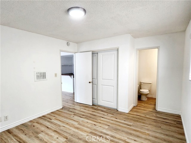 Detail Gallery Image 15 of 17 For 326 10th Place, Manhattan Beach,  CA 90266 - 3 Beds | 2 Baths