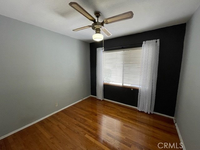 4032 Elsa Street, Lakewood CA: https://media.crmls.org/medias/32693be6-107a-4545-b513-92c10c52ec54.jpg