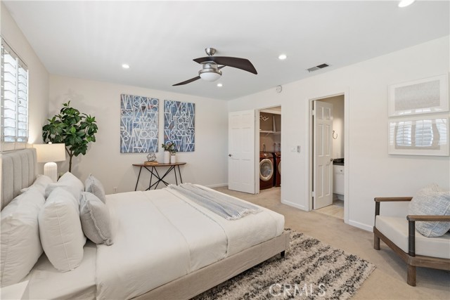 Detail Gallery Image 14 of 14 For 1140 Manhattan Beach #D,  Manhattan Beach,  CA 90266 - 2 Beds | 2/1 Baths