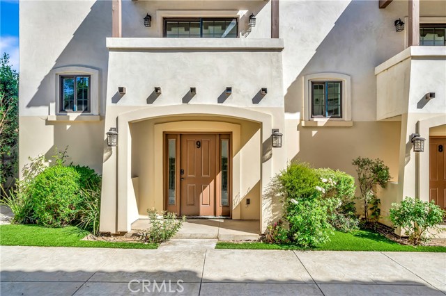 1101 N Maclay Avenue, San Fernando CA: https://media.crmls.org/medias/3269dd98-67db-48d3-8f8f-c531dd8a9270.jpg