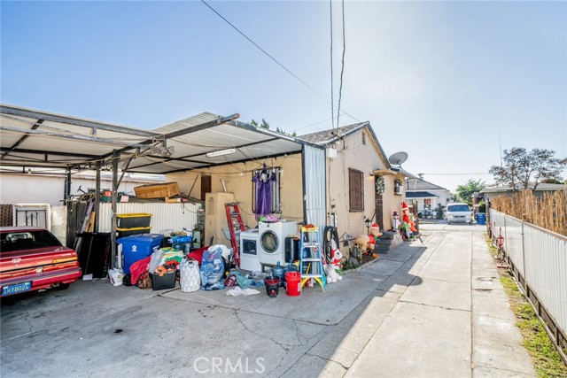 Detail Gallery Image 28 of 45 For 4237 Floral Dr, Los Angeles,  CA 90063 - 4 Beds | 4 Baths