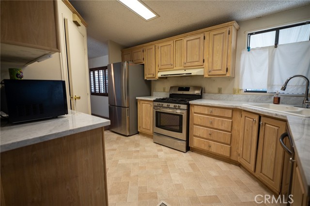 Detail Gallery Image 7 of 26 For 1630 S Barranca Ave #39,  Glendora,  CA 91740 - 3 Beds | 2 Baths