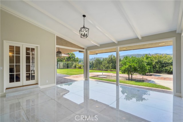 Detail Gallery Image 21 of 35 For 24650 Park Miramar, Calabasas,  CA 91302 - 5 Beds | 8 Baths