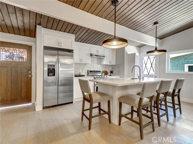 2310 W 169th Place, Torrance CA: https://media.crmls.org/medias/326bbc29-8959-4ca8-a828-37fae312ad70.jpg
