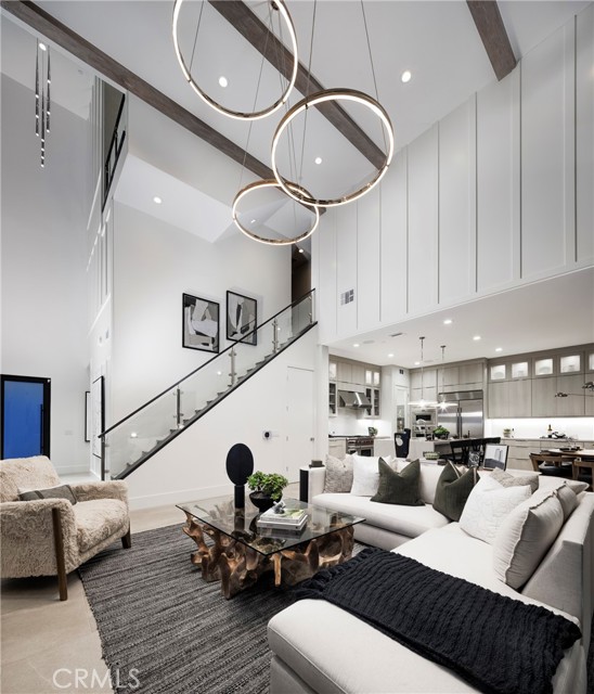 Detail Gallery Image 2 of 8 For 208 Stage, Irvine,  CA 92618 - 5 Beds | 5 Baths