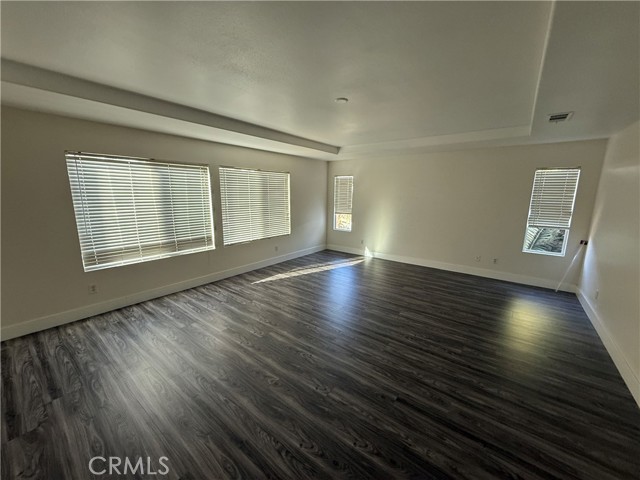 Detail Gallery Image 10 of 14 For 13902 Star Ruby Ave, Corona,  CA 92880 - 6 Beds | 4/1 Baths