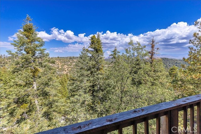 Detail Gallery Image 18 of 25 For 127 Cypress Dr, Lake Arrowhead,  CA 92352 - 3 Beds | 2/1 Baths