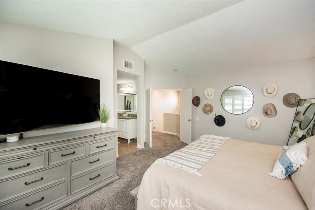 Image 21 of 48 For 11597 Norgate Drive