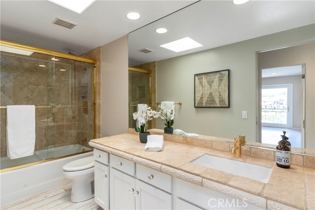 2219 Westshore Lane, Westlake Village CA: https://media.crmls.org/medias/326ede78-ab70-4c17-a1a7-a0d62a764831.jpg