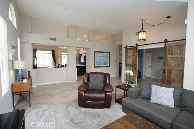 Detail Gallery Image 6 of 19 For 15344 Regatta Way, Lake Elsinore,  CA 92530 - 4 Beds | 2 Baths