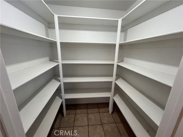 Detail Gallery Image 10 of 19 For 23230 Canyon Lake Dr N, Canyon Lake,  CA 92587 - 3 Beds | 2 Baths