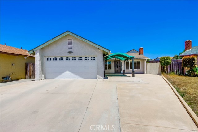 7920 Odell Place Mira Mesa, California Fantastic opportunity to get into an amazing location with a spacious lot and backyard. Enjoy a low-maintenance, paved-patio for entertaining and grilling throughout the year, or for home workouts, enjoying San Diegos finest weather. Three well-sized bedrooms provide space for working from home or living. The home provides natural light in every corner, with a covered area for additional living space.Fantastic opportunity to get into an amazing location with a spacious lot and backyard. Enjoy a low-maintenance, paved-patio for entertaining and grilling throughout the year, or for home workouts, enjoying San Diegos finest weather. Three well-sized bedrooms provide space for working from home or living. The home provides natural light in every corner, with a covered area for additional living space.