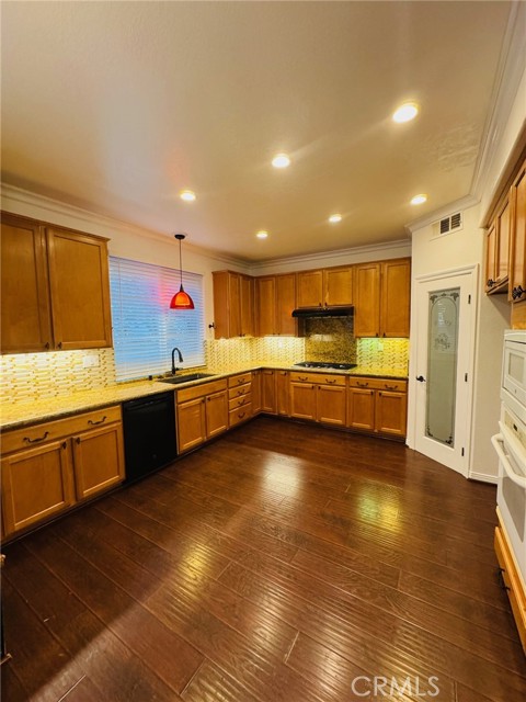 Detail Gallery Image 6 of 36 For 78 Figtree, Irvine,  CA 92603 - 3 Beds | 3 Baths