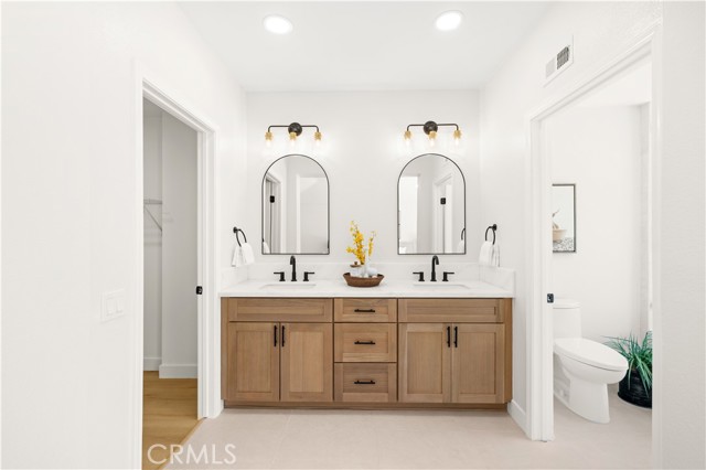 6511 E Circulo Dali, Anaheim Hills CA: https://media.crmls.org/medias/32709c6c-98c3-41f5-8a55-02b05535d392.jpg