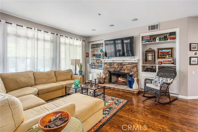 512 Golden West Drive, Redlands CA: https://media.crmls.org/medias/32710571-13c7-442d-9687-3f8ed987044e.jpg
