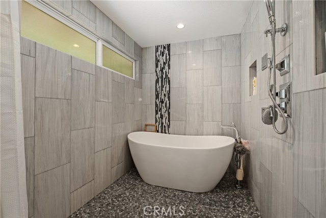 Detail Gallery Image 19 of 53 For 12261 Browning Ave, North Tustin,  CA 92705 - 5 Beds | 4/1 Baths