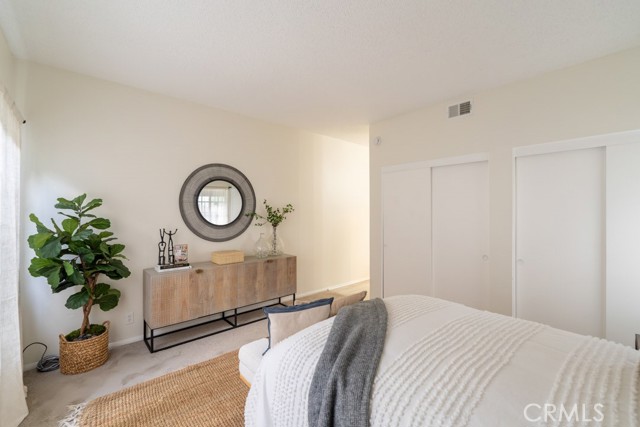 16211 Downey, 92 photo 24