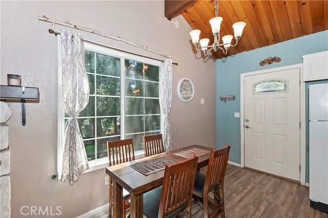 Detail Gallery Image 21 of 37 For 22365 Pine Dr, Cedarpines Park,  CA 92322 - 4 Beds | 2 Baths