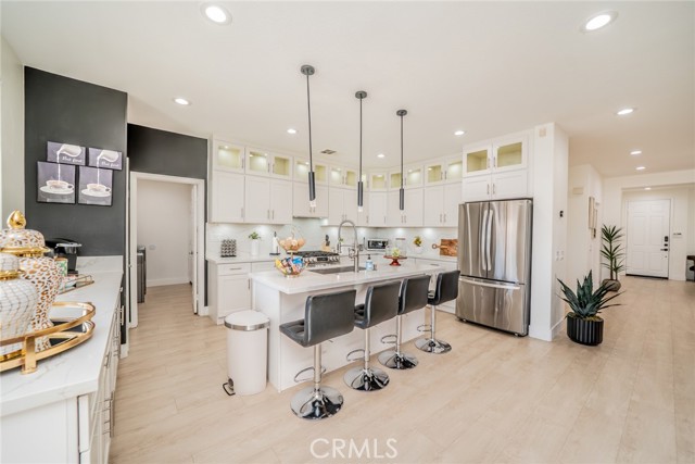 Detail Gallery Image 9 of 49 For 43955 Campo, Indio,  CA 92203 - 6 Beds | 2/1 Baths