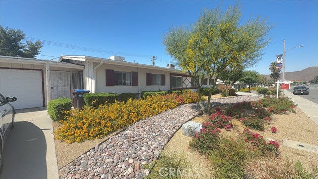 26415 Cherry Hills Boulevard, Menifee CA: https://media.crmls.org/medias/3273f995-c936-42c0-a9f5-de362484b71b.jpg