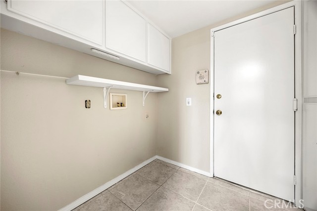 Image 28 of 59 For 897 Kings Canyon Road