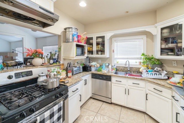 Detail Gallery Image 17 of 34 For 5450 Lewis Ave, Long Beach,  CA 90805 - 2 Beds | 1 Baths
