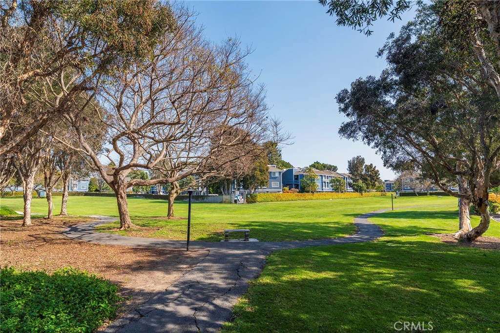 8182 Mainsail Drive #202