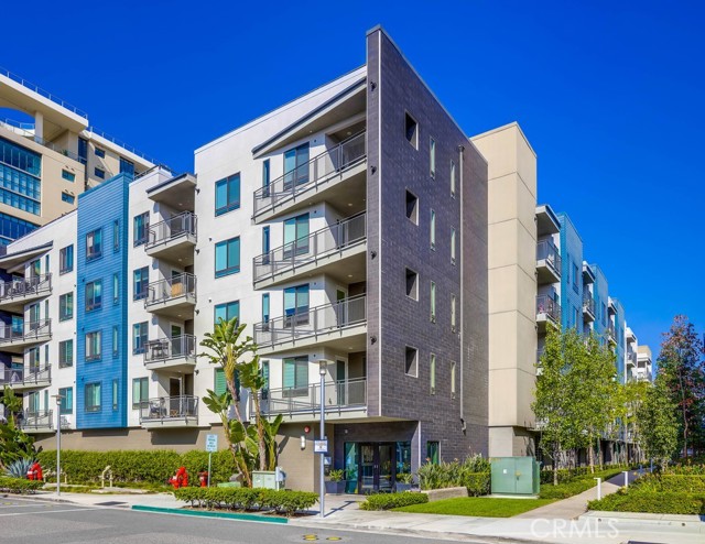 Front Image Thumbnail for CROC25248815