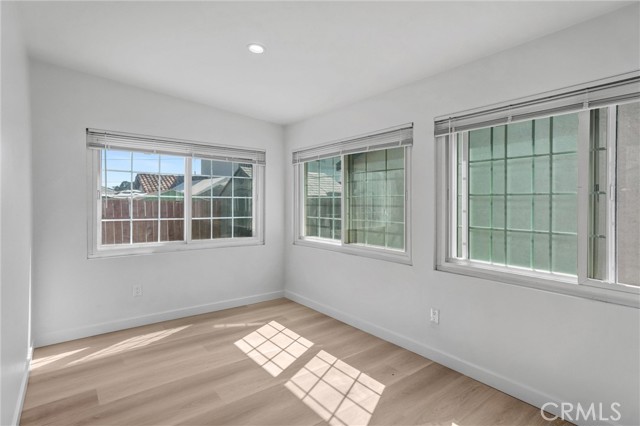 10517 Firmona Avenue, Inglewood CA: https://media.crmls.org/medias/3276a691-c628-47fe-8861-db116af344c3.jpg