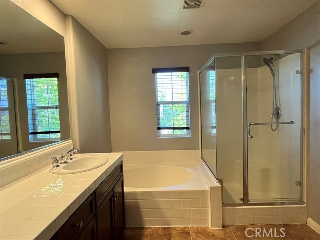 Detail Gallery Image 14 of 21 For 1229 Abelia, Irvine,  CA 92606 - 2 Beds | 1/1 Baths