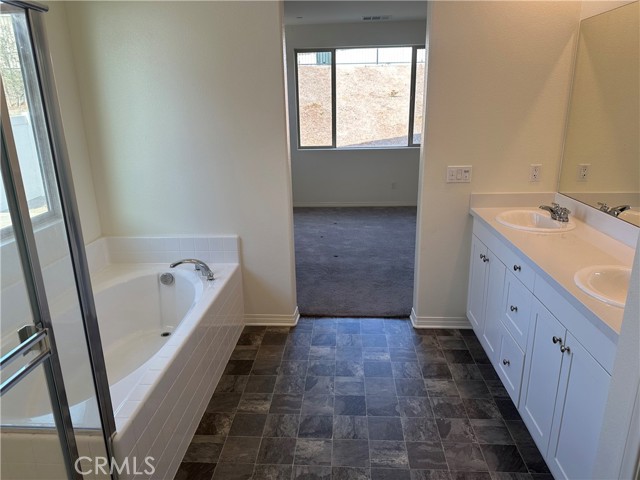 Detail Gallery Image 9 of 16 For 6585 Telluride Way, Jurupa Valley,  CA 92509 - 3 Beds | 2 Baths