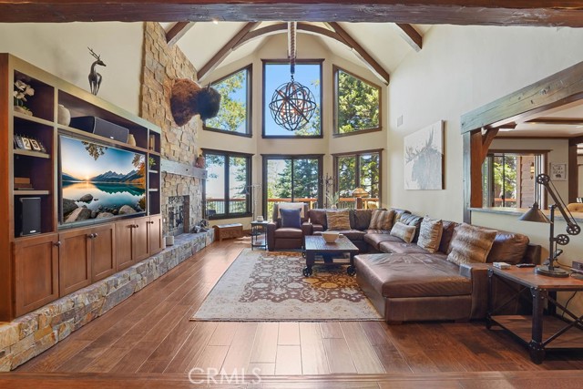 Detail Gallery Image 13 of 63 For 29130 Bald Eagle Ridge, Lake Arrowhead,  CA 92352 - 6 Beds | 6 Baths