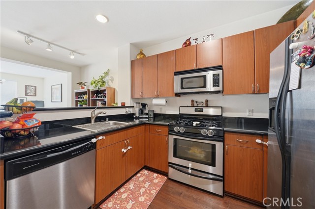 Detail Gallery Image 5 of 37 For 1801 E Katella #2096,  Anaheim,  CA 92805 - 1 Beds | 1 Baths