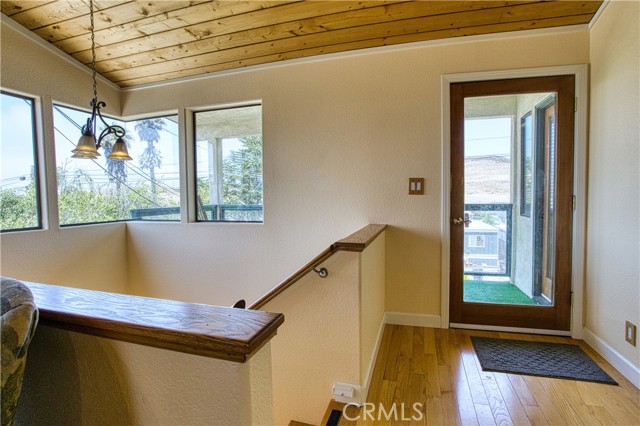978 Balboa Street, Morro Bay CA: https://media.crmls.org/medias/3279e326-2d20-4ca6-8cd6-bfc9d5b9264b.jpg