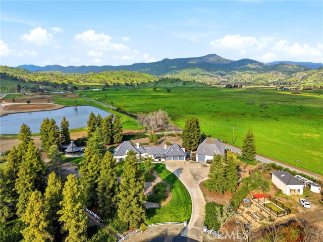 Detail Gallery Image 17 of 75 For 31311 Melanie Ct, Springville,  CA 93265 - 3 Beds | 2/1 Baths