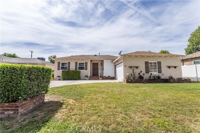 10145 Noble, Mission Hills (San Fernando) CA: https://media.crmls.org/medias/327a6de7-d572-48b7-90a5-fef6e74f2445.jpg