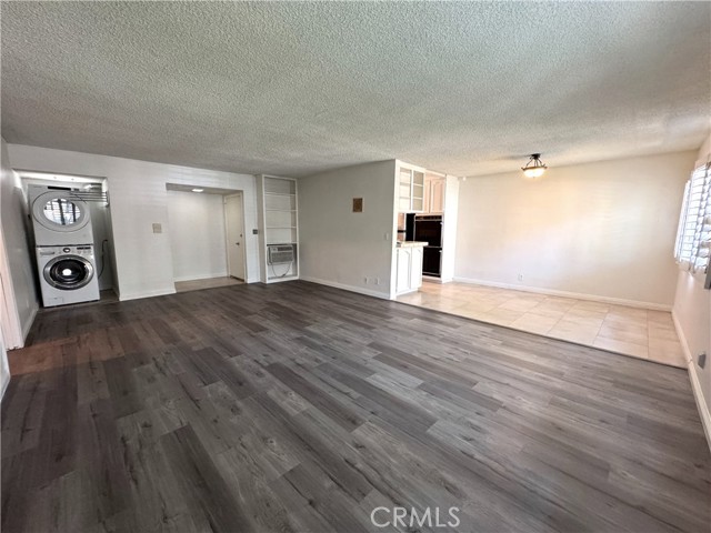 1632 Camden Avenue, Los Angeles CA: https://media.crmls.org/medias/327ae790-ebf0-47d9-a6a5-cd2e6b5312ce.jpg
