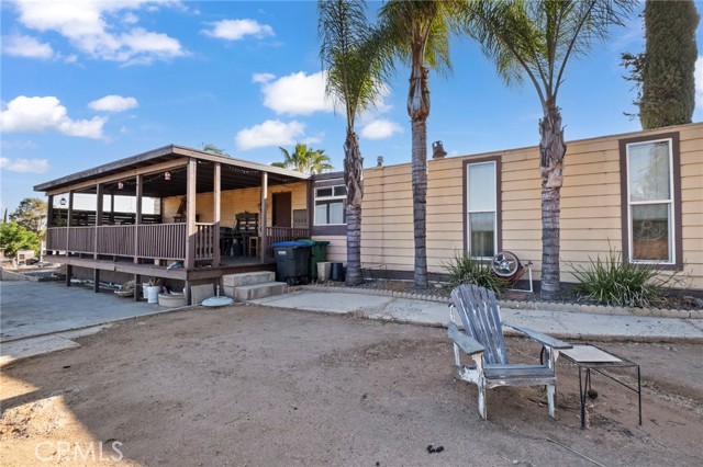 35141 Bayless Road, Wildomar CA: https://media.crmls.org/medias/327bdb9f-f6ae-4e27-928a-c73d60c9f858.jpg
