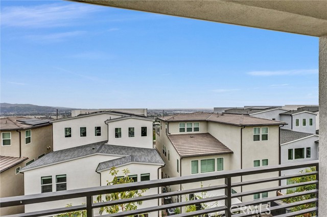 1155 Poppy Court, Montebello CA: https://media.crmls.org/medias/327c1e87-48af-483b-8033-75fa9abb2f57.jpg