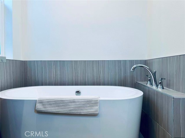 Detail Gallery Image 22 of 34 For 118 N Allen Ave. #4,  Pasadena,  CA 91106 - 3 Beds | 3 Baths