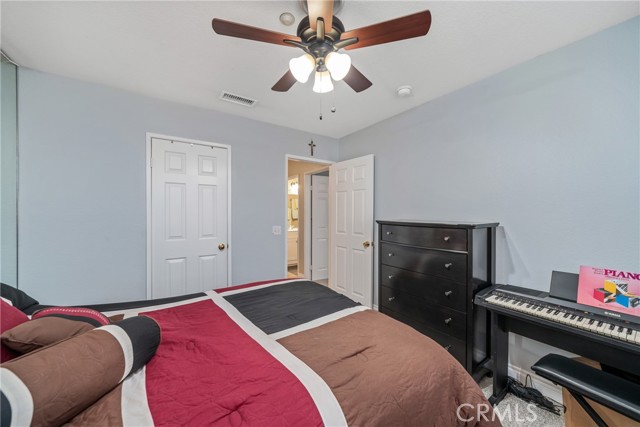 Detail Gallery Image 35 of 54 For 15532 Skylark Ave, Fontana,  CA 92336 - 4 Beds | 2/1 Baths