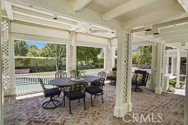 24066 Regents Park Circle, Valencia CA: https://media.crmls.org/medias/327dbad7-9fa9-466f-8c3c-dd759ba19938.jpg