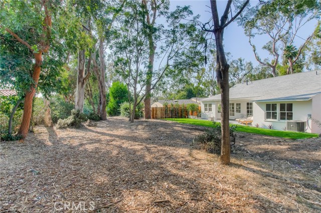  Bucolic Palos Verdes walking and hiking trail behind house