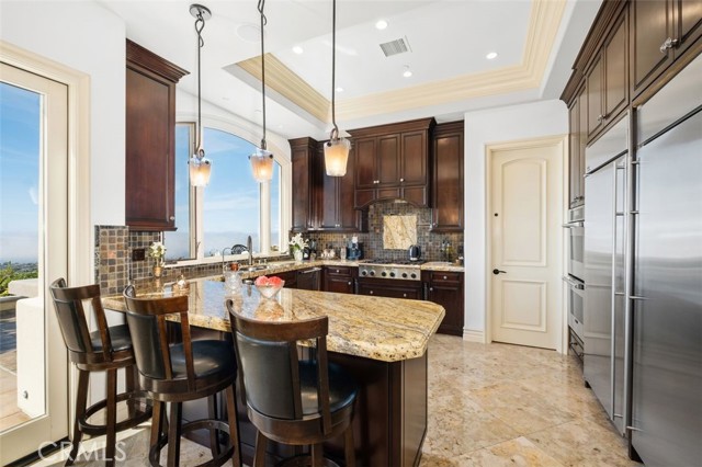 Detail Gallery Image 12 of 73 For 10 Cresta Del Sol, San Clemente,  CA 92673 - 6 Beds | 6/2 Baths