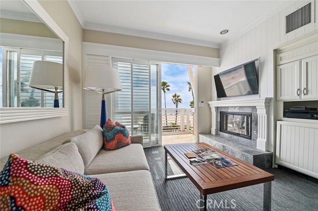 1300 The Strand, Hermosa Beach, California 90254, 1 Bedroom Bedrooms, ,1 BathroomBathrooms,Residential,Sold,The Strand,SB25153201