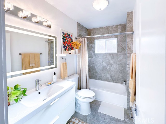 Detail Gallery Image 36 of 71 For 1927 W 84th Pl, Los Angeles,  CA 90047 - 3 Beds | 2 Baths