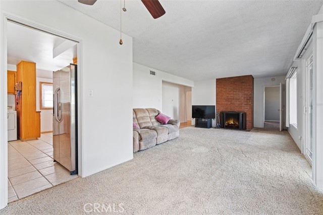 1027 Douglas Avenue photo 6