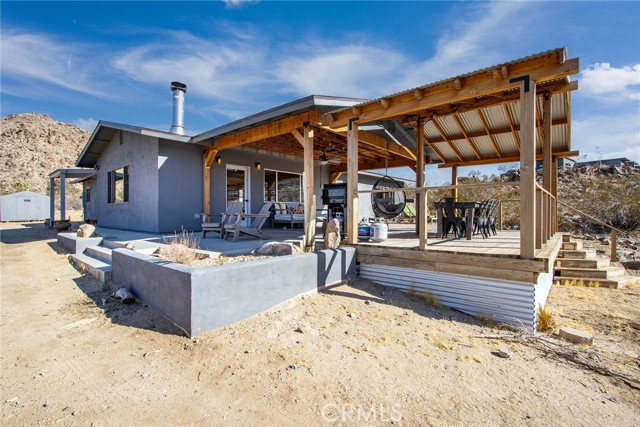 Detail Gallery Image 2 of 43 For 8575 Lobo Pass Rd, Joshua Tree,  CA 92252 - 2 Beds | 2 Baths